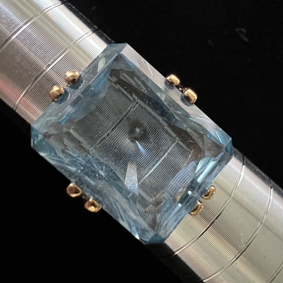 Hollywood Collection Gold Vermeil Sterling Ring w Simulated Aquamarine Size 7 - Picture 8 of 10